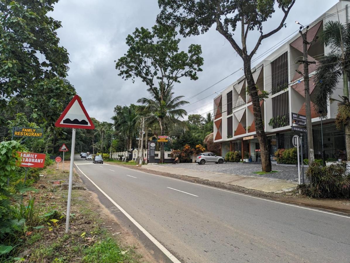 Royalton Residency Hotel Mundakayam Exterior photo