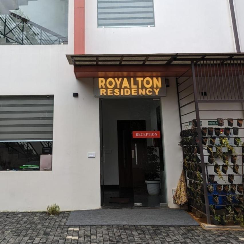 Royalton Residency Hotel Mundakayam Exterior photo
