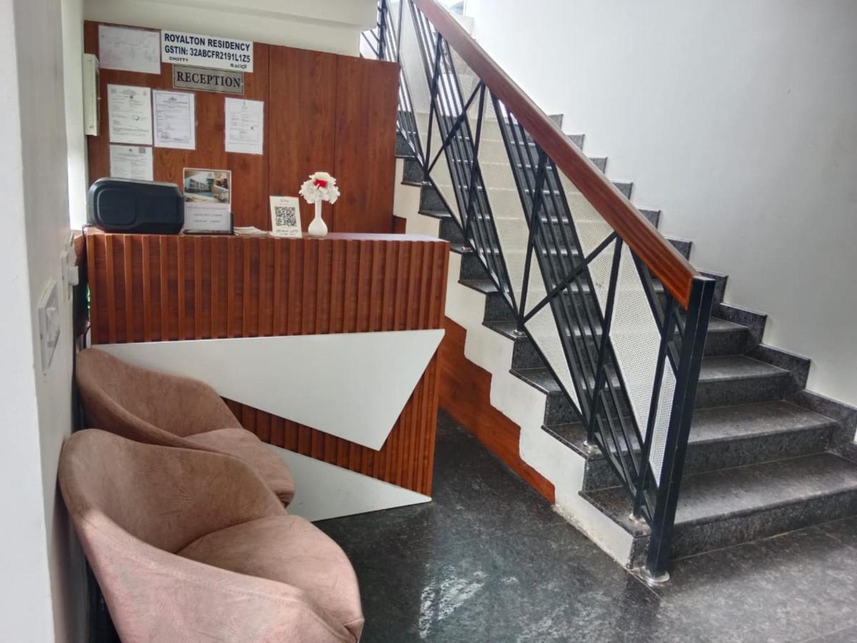 Royalton Residency Hotel Mundakayam Exterior photo